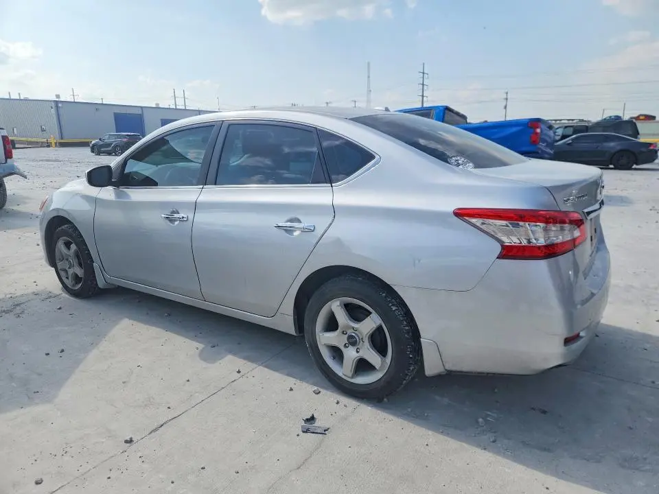 2015 NISSAN SENTRA SV  