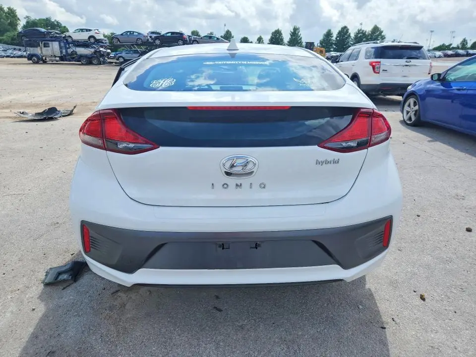 2020 HYUNDAI IONIQ SE  
