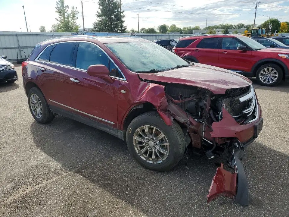 2017 CADILLAC XT5 LUXURY  