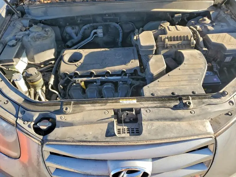 2012 HYUNDAI SANTA FE GLS  