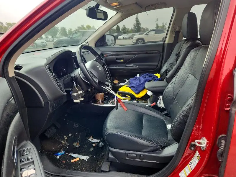 2017 MITSUBISHI OUTLANDER SE/SEL  
