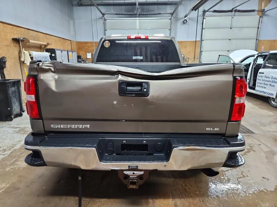 2015 GMC SIERRA K2500 SLE  
