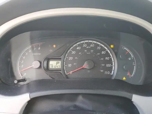 2011 TOYOTA SIENNA LE  