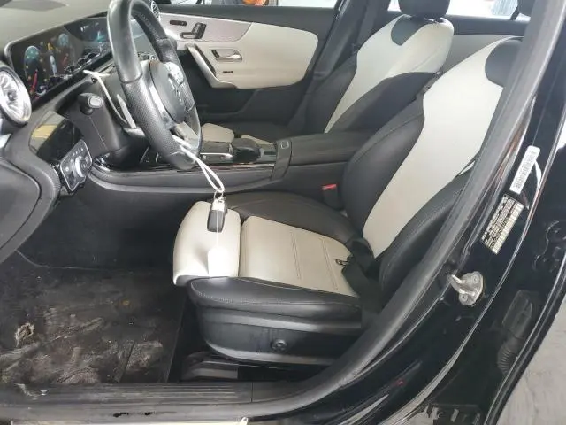 2022 MERCEDES-BENZ A 220  
