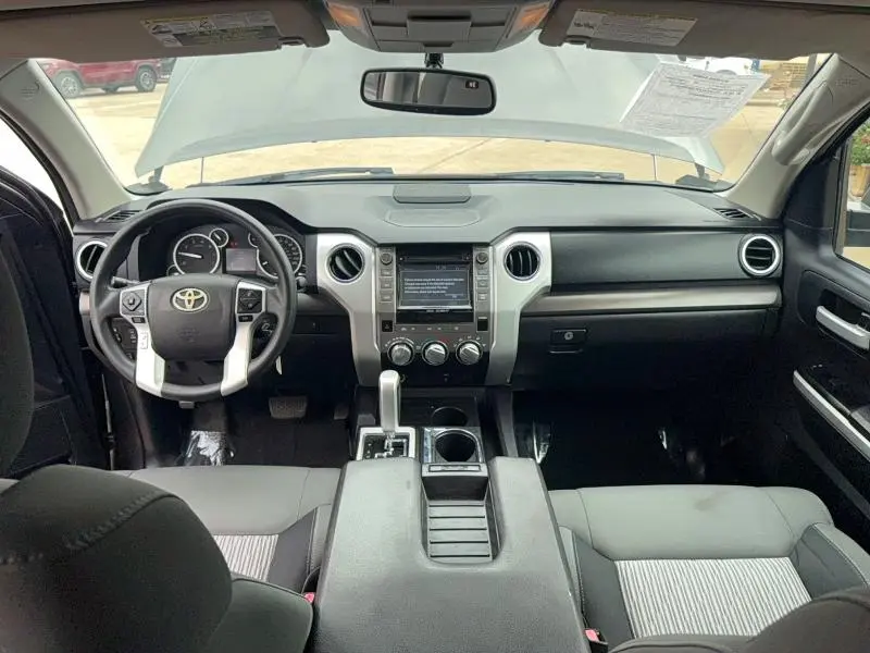 2015 TOYOTA TUNDRA CREWMAX SR5  