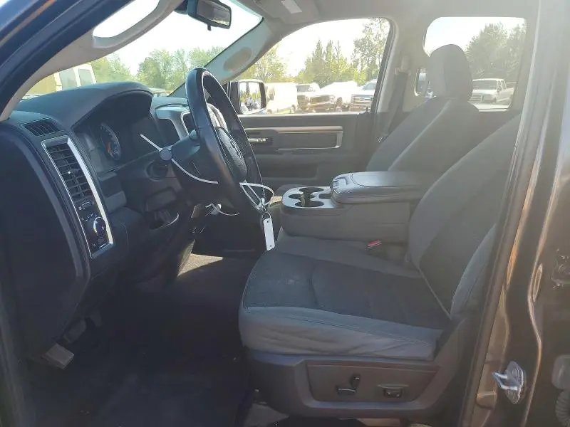 2014 RAM 1500 SLT  