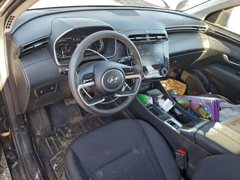 2024 HYUNDAI TUCSON SE  