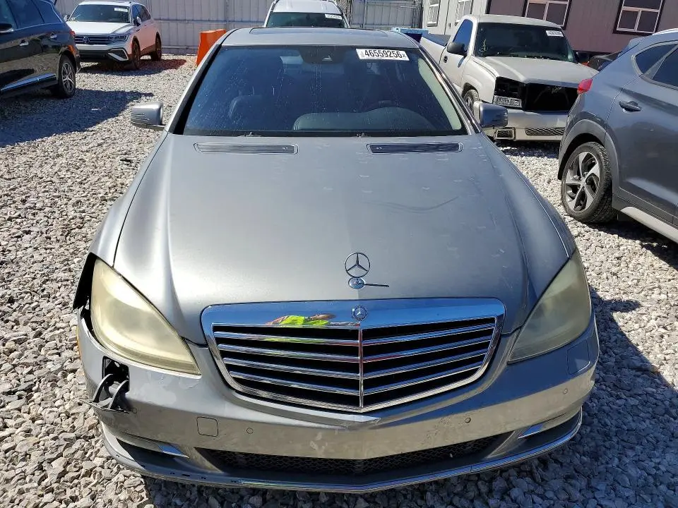 2010 MERCEDES-BENZ S 550  