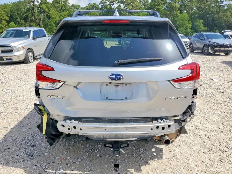 2021 SUBARU FORESTER LIMITED  
