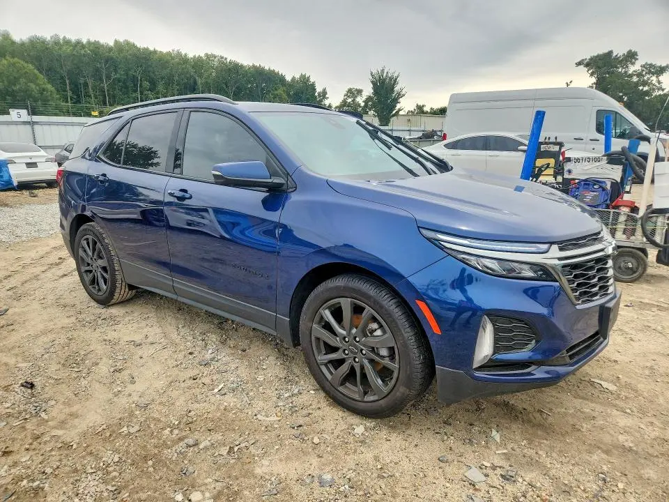 2022 CHEVROLET EQUINOX RS  