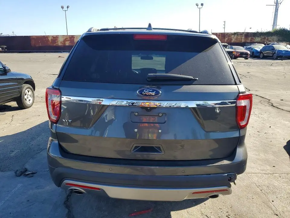 2017 FORD EXPLORER XLT  