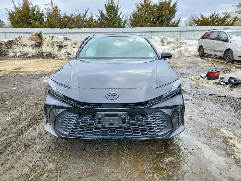2025 TOYOTA CAMRY XSE  