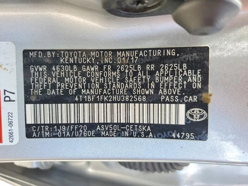 2017 TOYOTA CAMRY SE  