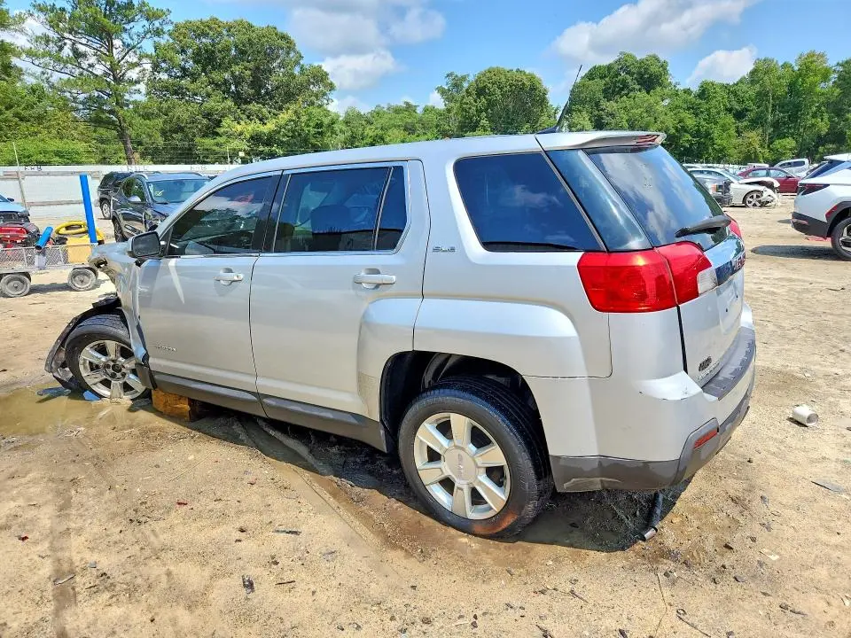 2010 GMC TERRAIN SLE  