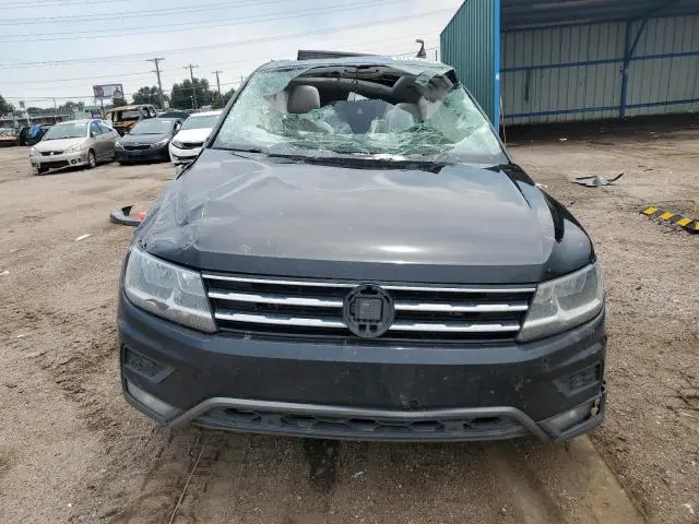 2020 VOLKSWAGEN TIGUAN SE  