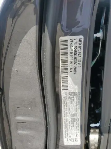 2024 DODGE DURANGO SXT  