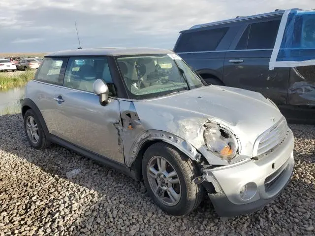 2011 MINI COOPER 