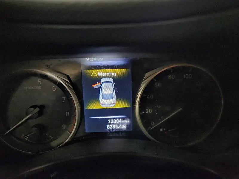 2018 INFINITI Q50 LUXE  