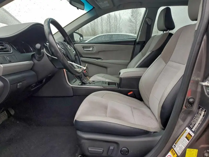 2017 TOYOTA CAMRY LE  