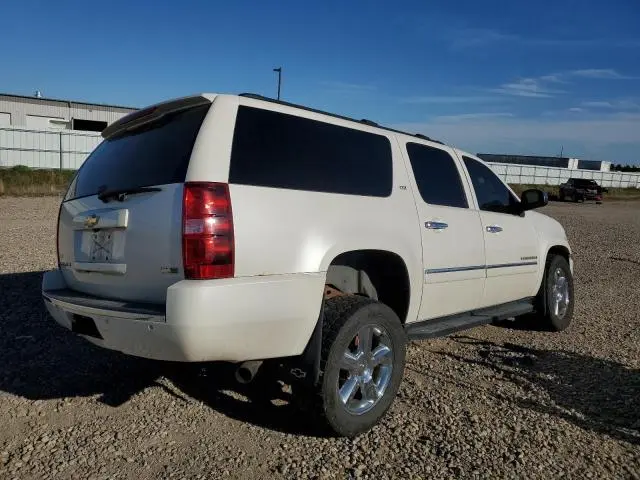 2011 CHEVROLET SUBURBAN K1500 LTZ  