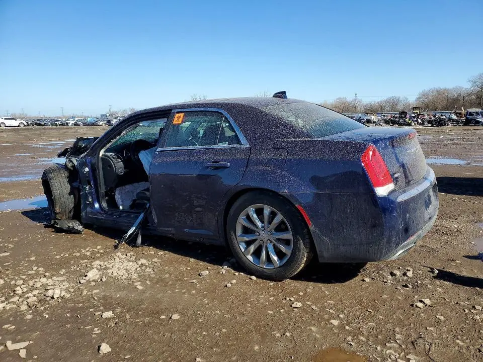 2016 CHRYSLER 300 LIMITED  