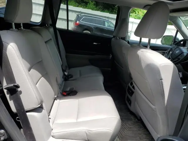 2018 HONDA PILOT TOURING  