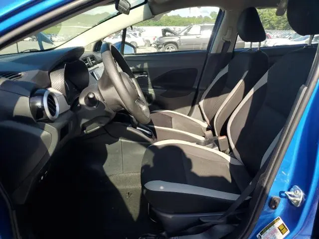 2021 NISSAN VERSA SV  