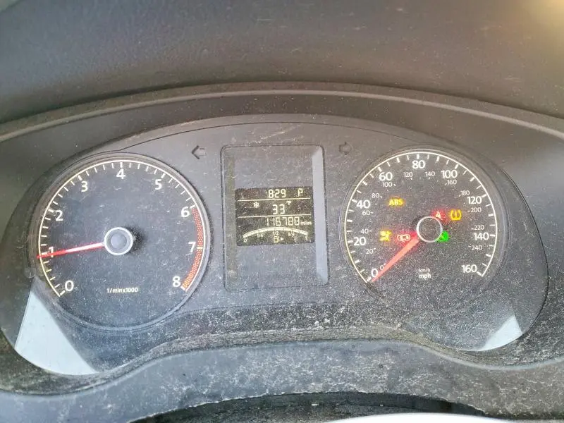 2011 VOLKSWAGEN JETTA SE  