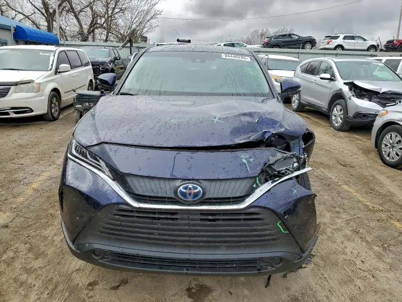 2023 TOYOTA VENZA LE  