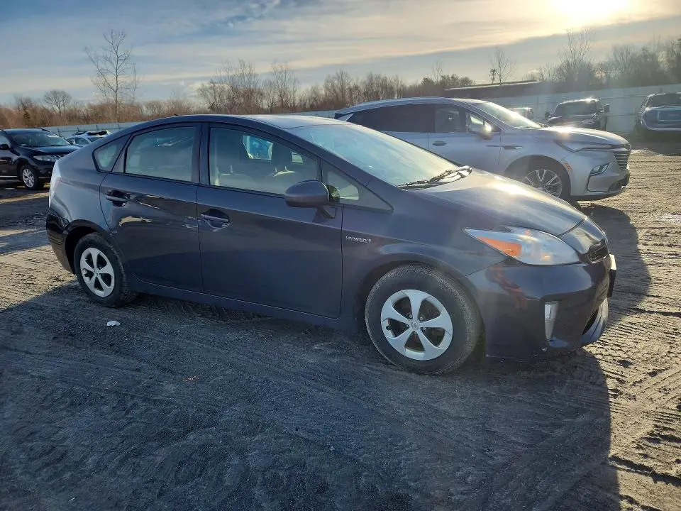 2015 TOYOTA PRIUS TWO  