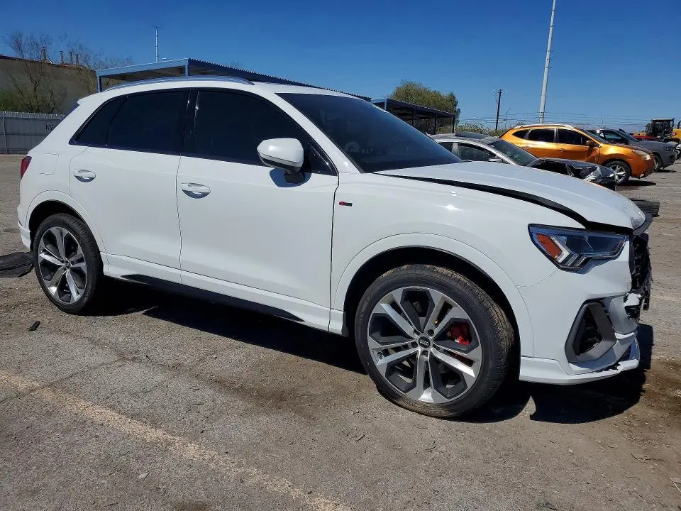 2019 AUDI Q3 PREMIUM PLUS S-LINE  