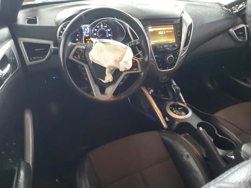 2016 HYUNDAI VELOSTER BASE  