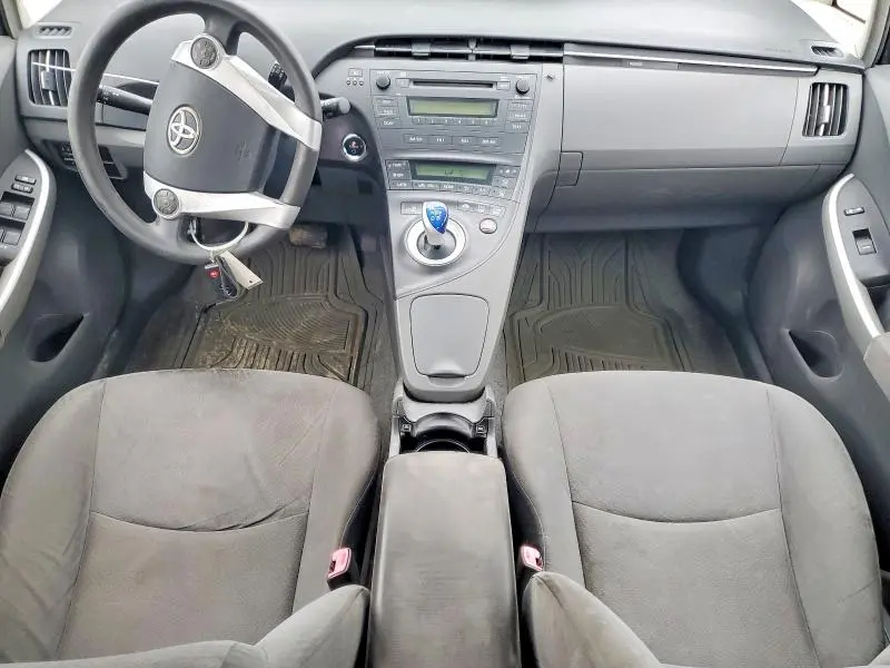2010 TOYOTA PRIUS II  