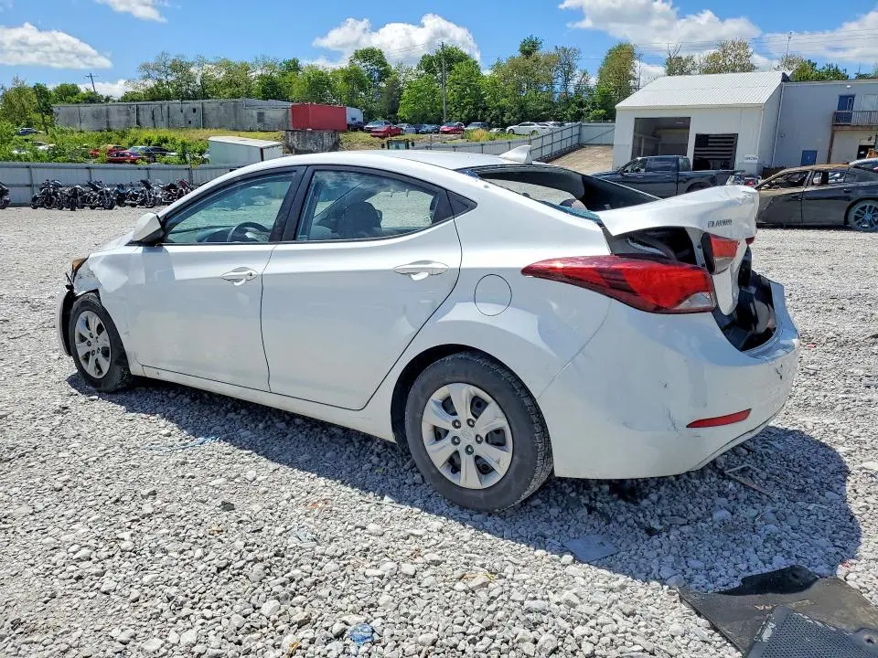 2016 HYUNDAI ELANTRA SE  
