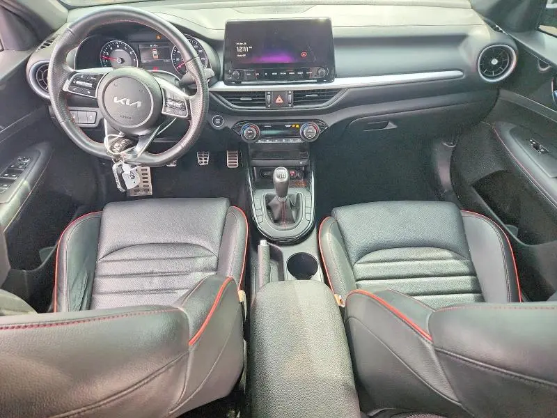 2023 KIA FORTE GT  