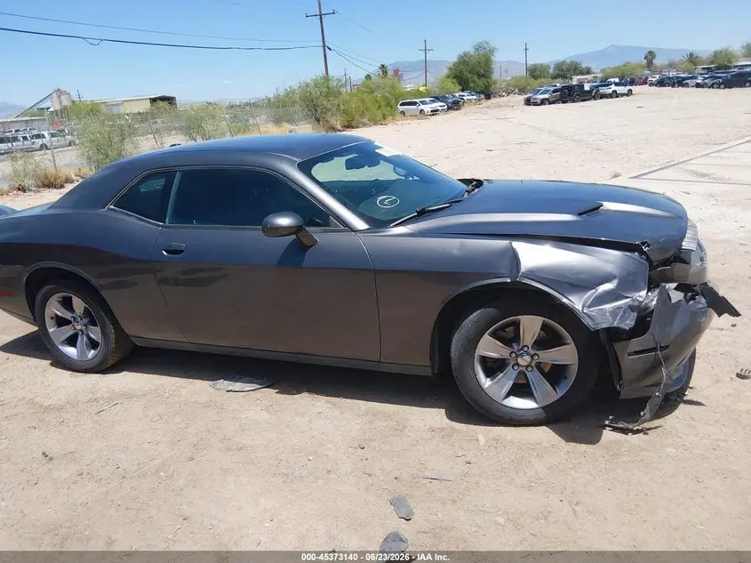 2015 DODGE CHALLENGER SXT