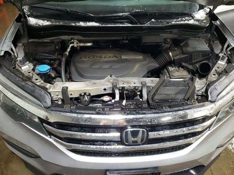 2016 HONDA PILOT TOURING  