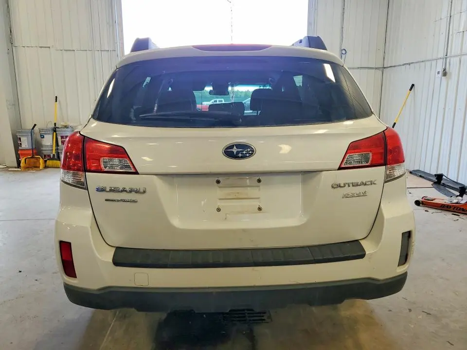 2013 SUBARU OUTBACK 2.5I PREMIUM  