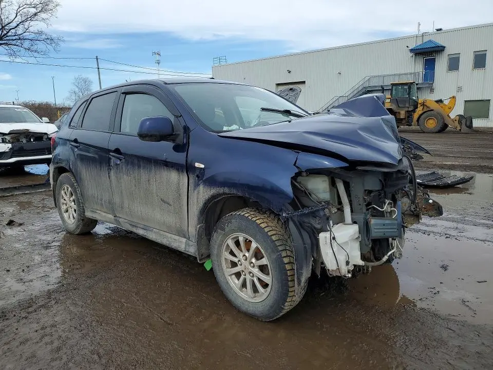 2011 MITSUBISHI RVR SE  