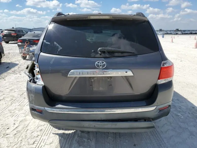 2012 TOYOTA HIGHLANDER LIMITED  