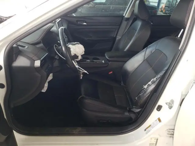 2019 NISSAN ALTIMA SR