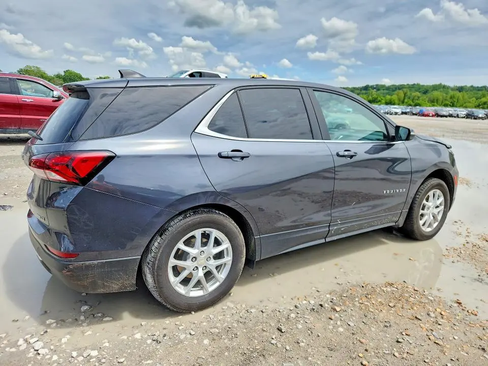2022 CHEVROLET EQUINOX LT  