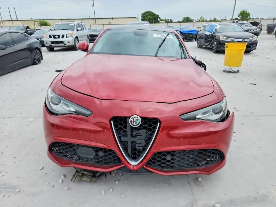 2017 ALFA ROMEO GIULIA TI  
