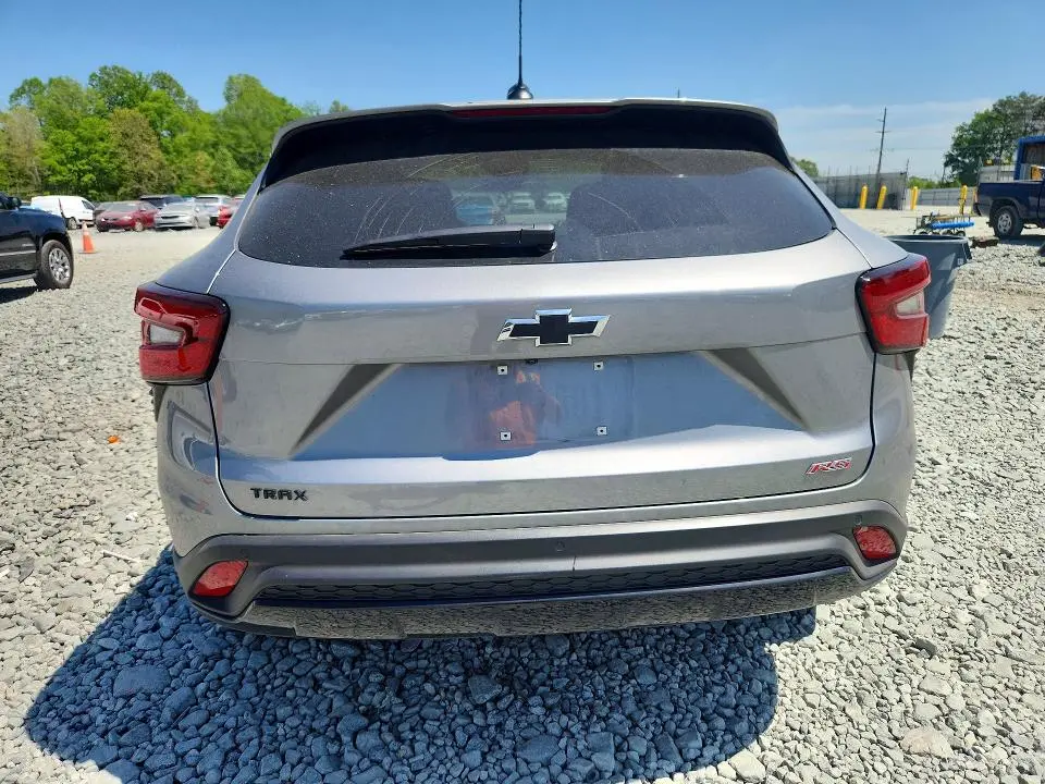 2025 CHEVROLET TRAX 1RS  