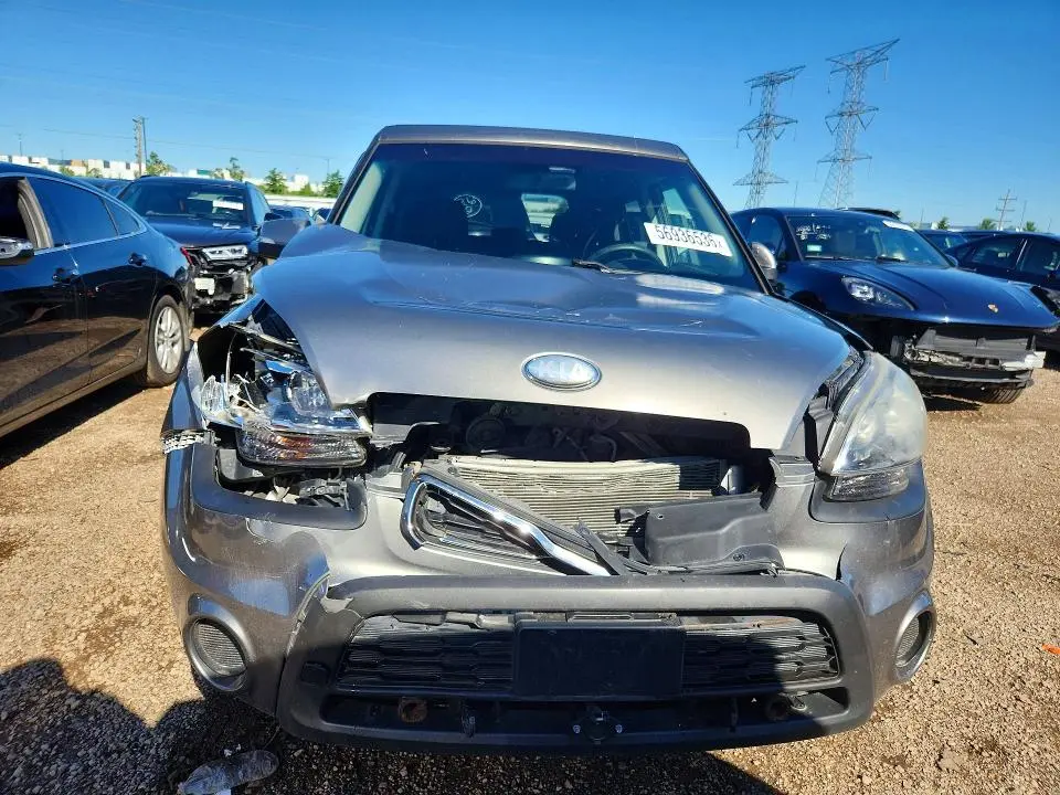 2013 KIA SOUL +  