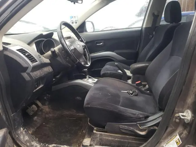 2013 MITSUBISHI OUTLANDER ES  