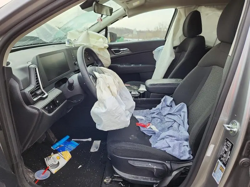 2023 KIA SPORTAGE LX  