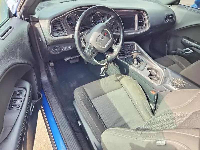 2021 DODGE CHALLENGER SXT  