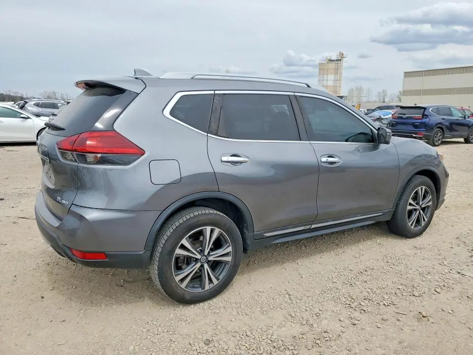 2018 NISSAN ROGUE SL  