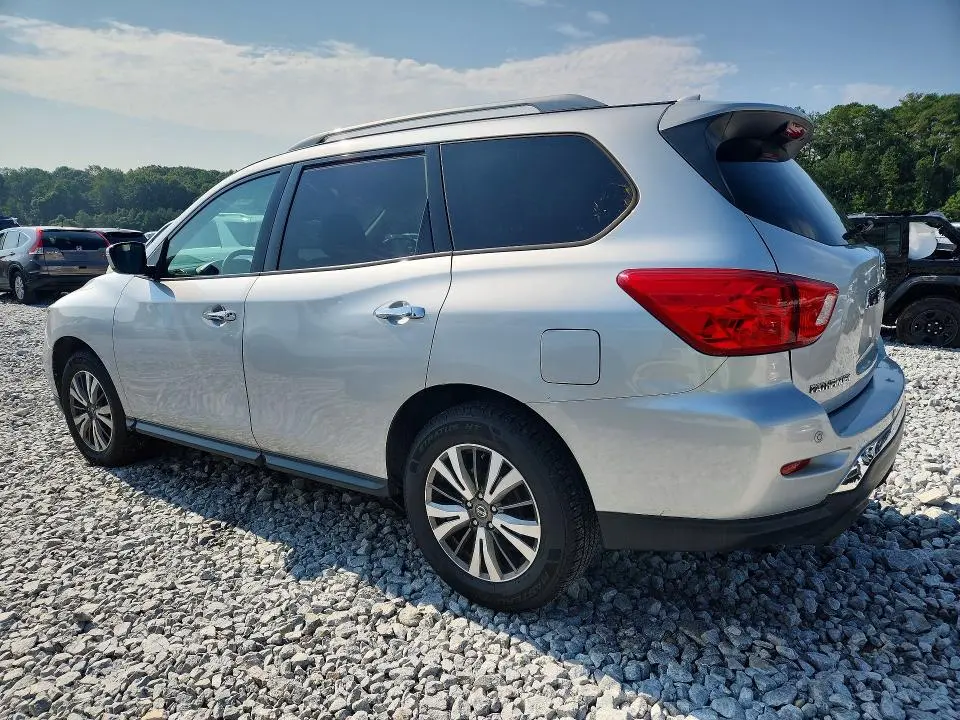 2019 NISSAN PATHFINDER SV  